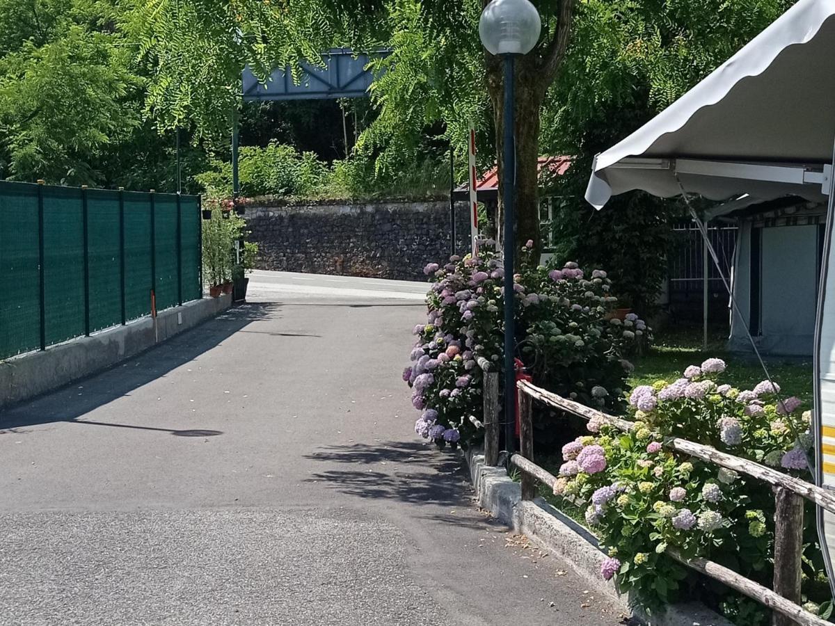 Parco Vacanze Bracchetto Vetta Hotell Carrodano Inferiore Eksteriør bilde