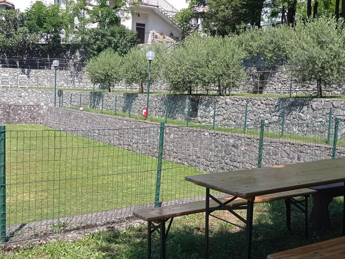 Parco Vacanze Bracchetto Vetta Hotell Carrodano Inferiore Eksteriør bilde